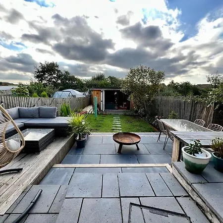 Peaceful Cat-lovers With Garden And Cabin Nyaraló